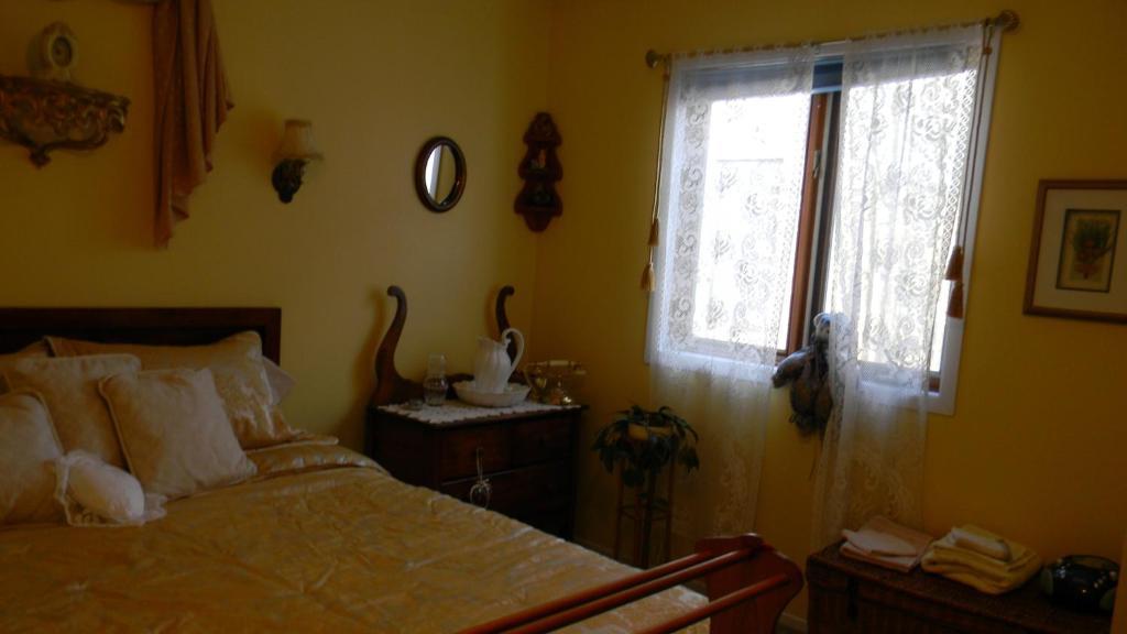 Maple Woods Bed & Breakfast Casselman Oda fotoğraf